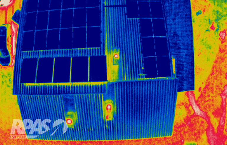RPAS Inspect - Inspekcje termowizyjne dachow domów z drona - RPAShub