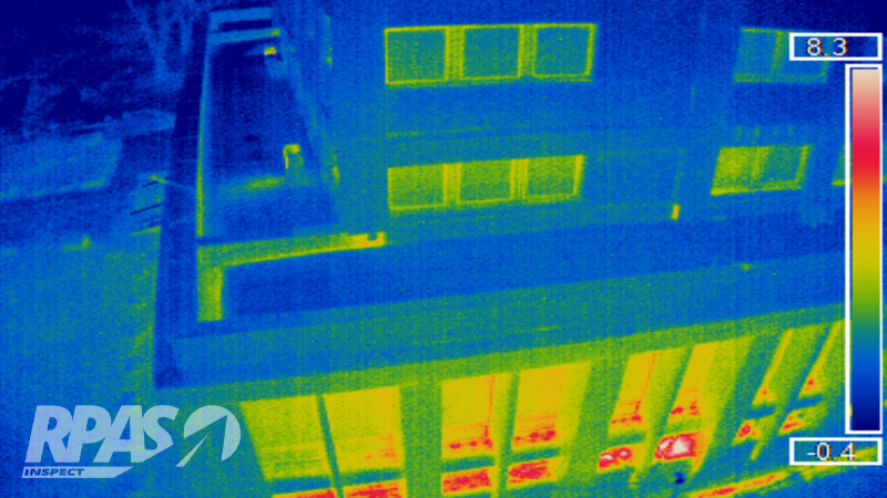 Inspekcja termowizyjna elewacji oraz dachu 20 piętrowego wieżowca - RPAS HUB - RPASinspect